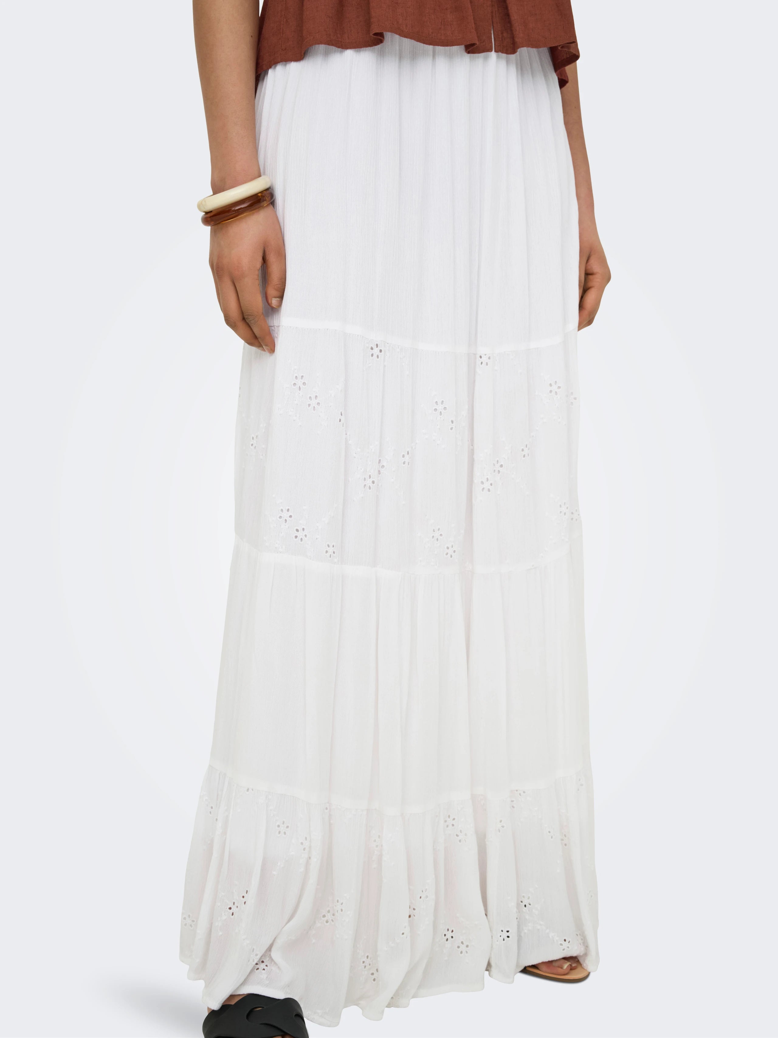 ONLY CHIARA BRODERIE LONG SKIRT
