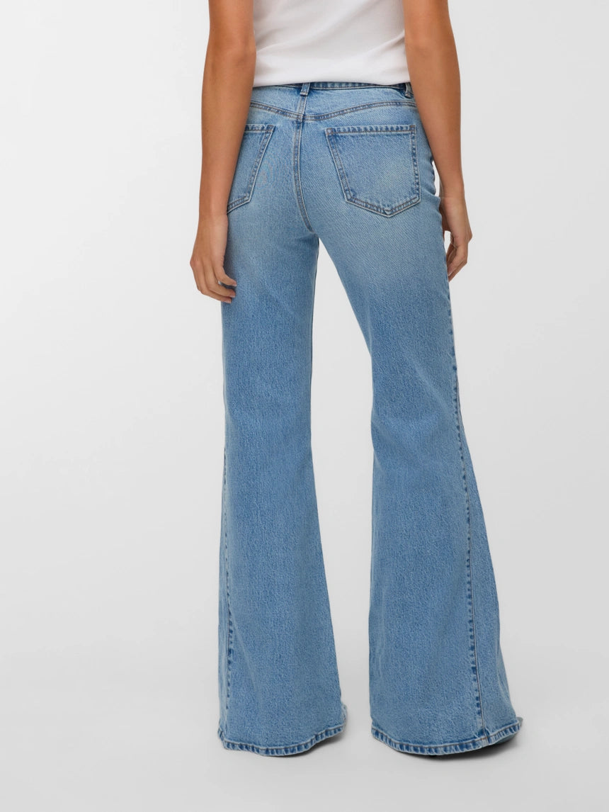 VERO MODA INDIA HR FLARED JEANS
