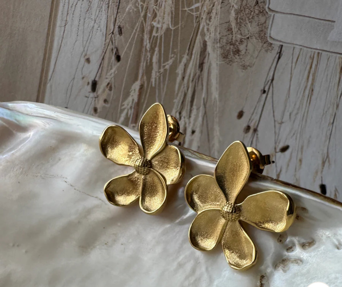 SISTIE2ND BLUMIE EARSTUDS