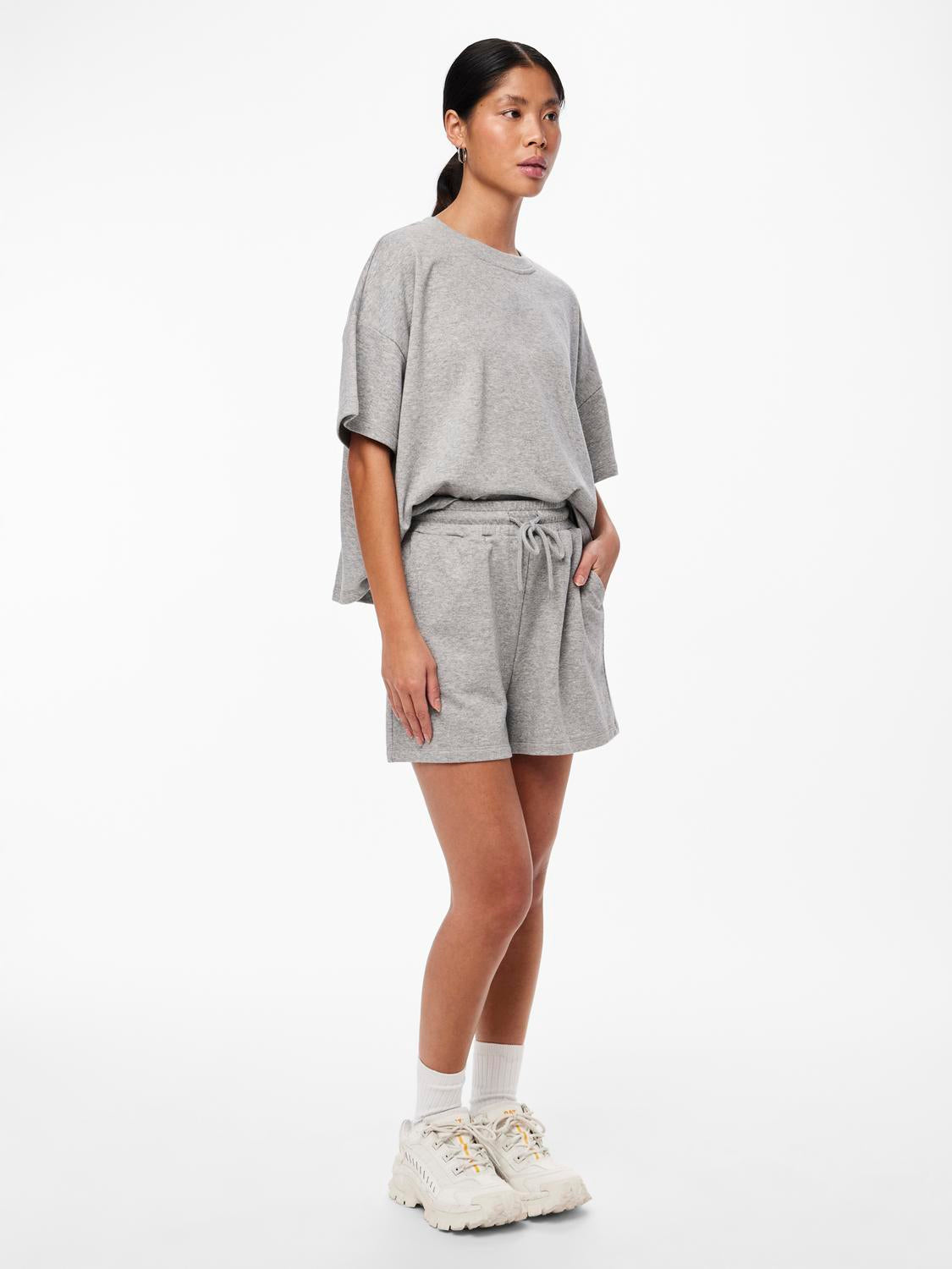 PIECES CHILLI SUMMER HW SHORTS UB