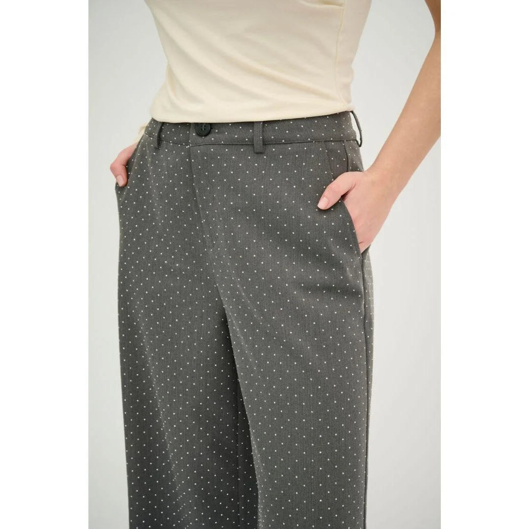 CULTURE ANNLISE STUDDED PANTS