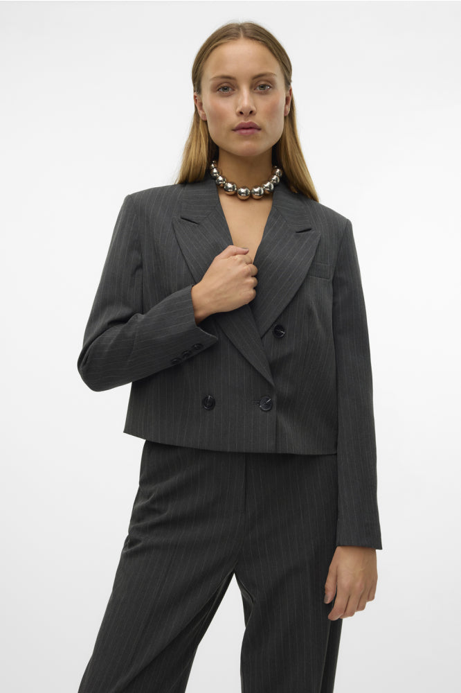 VERO MODA SILJE LS SHORT PINSTRIPE BLAZER