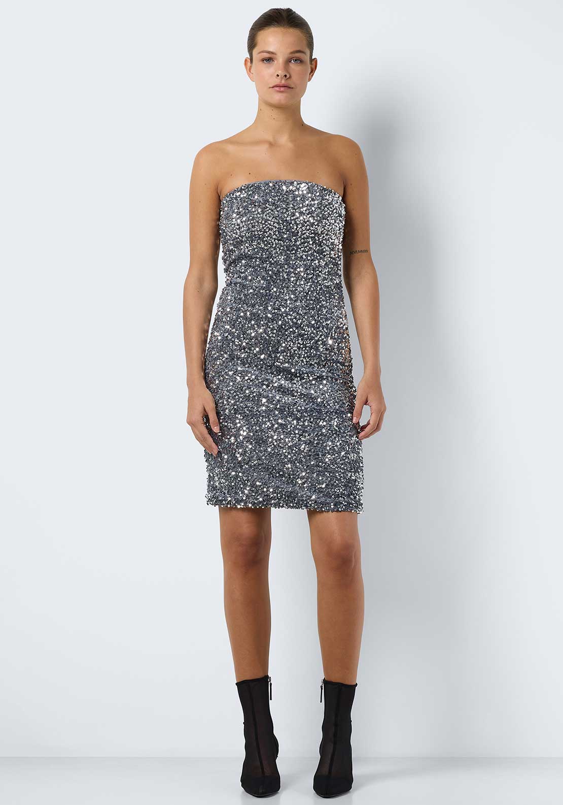 NOISY MAY MIA S/L SEQUIN MINI TUBE DRESS