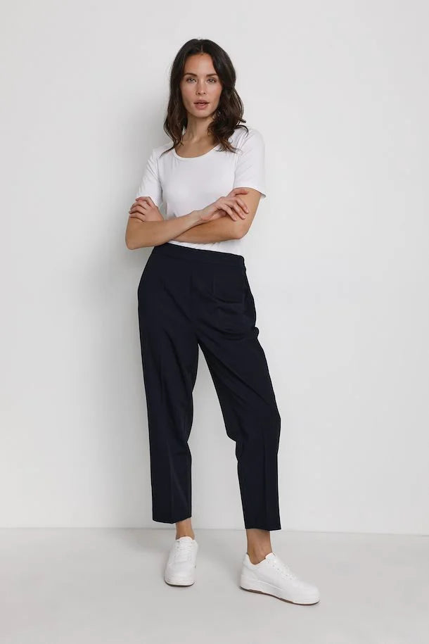 KAFFE SAKURA HW CROPPED PANTS