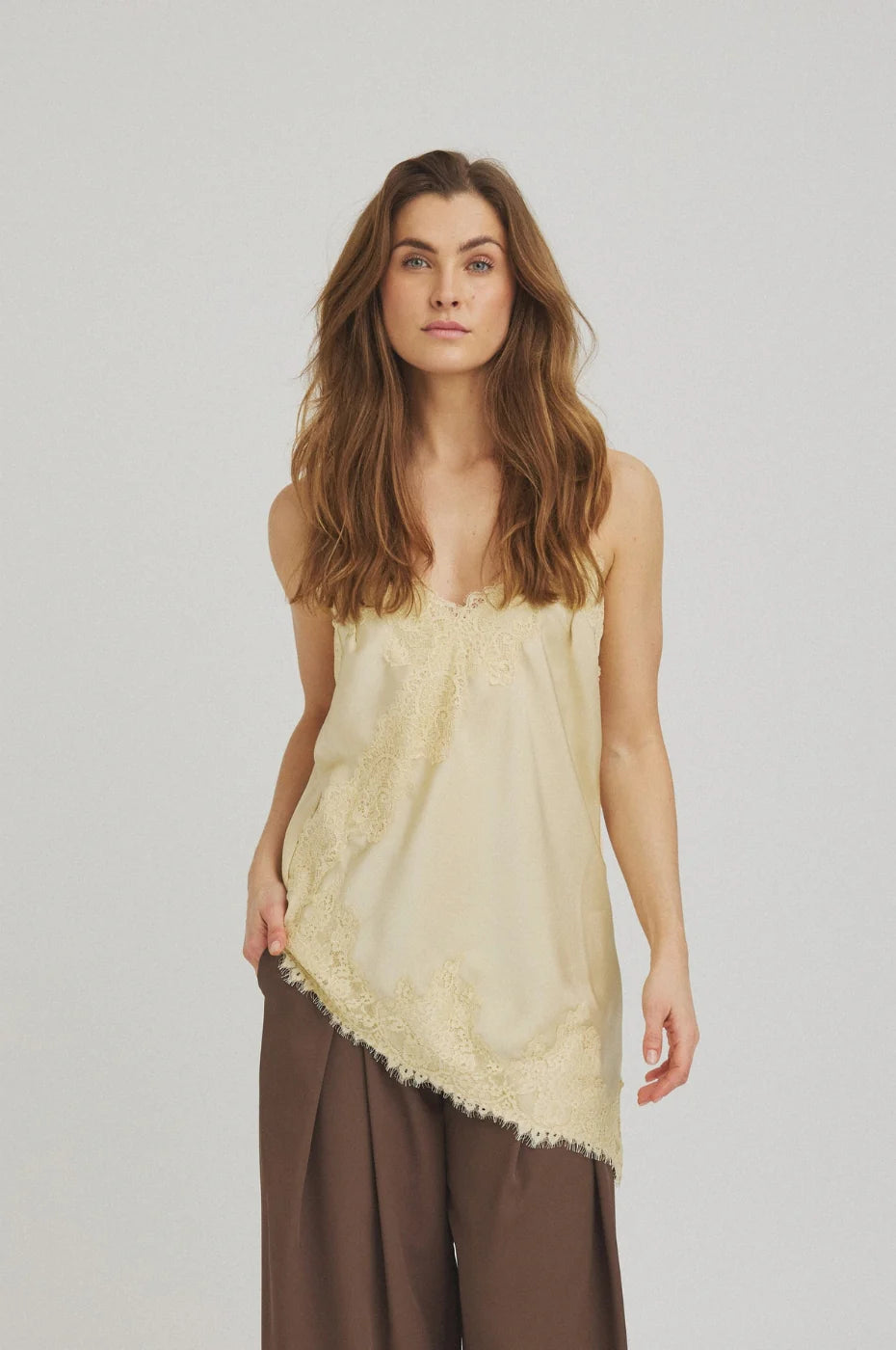 LUXZUZ LENNIE TOP