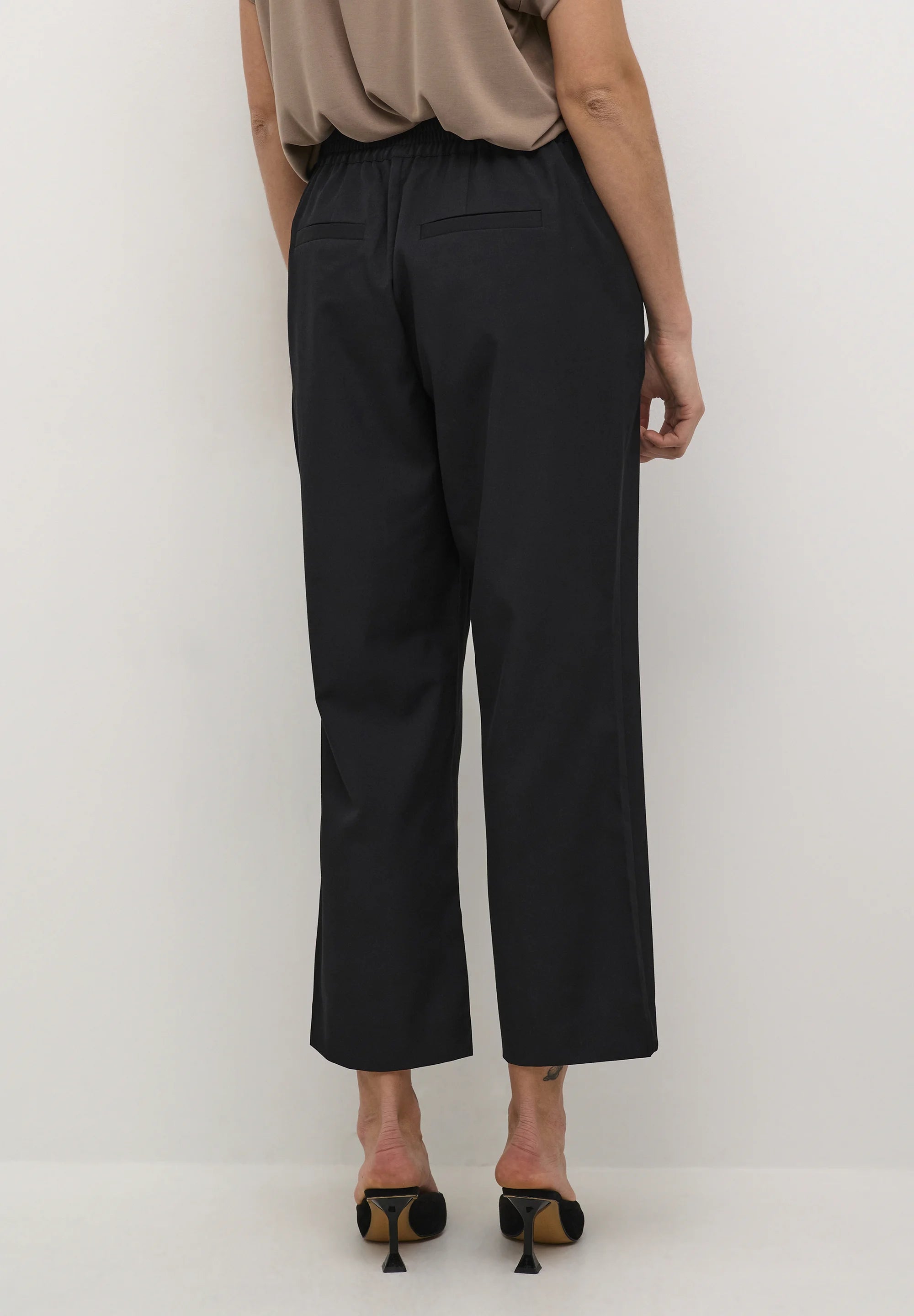 CULTURE ANIE CROPPED PANTS