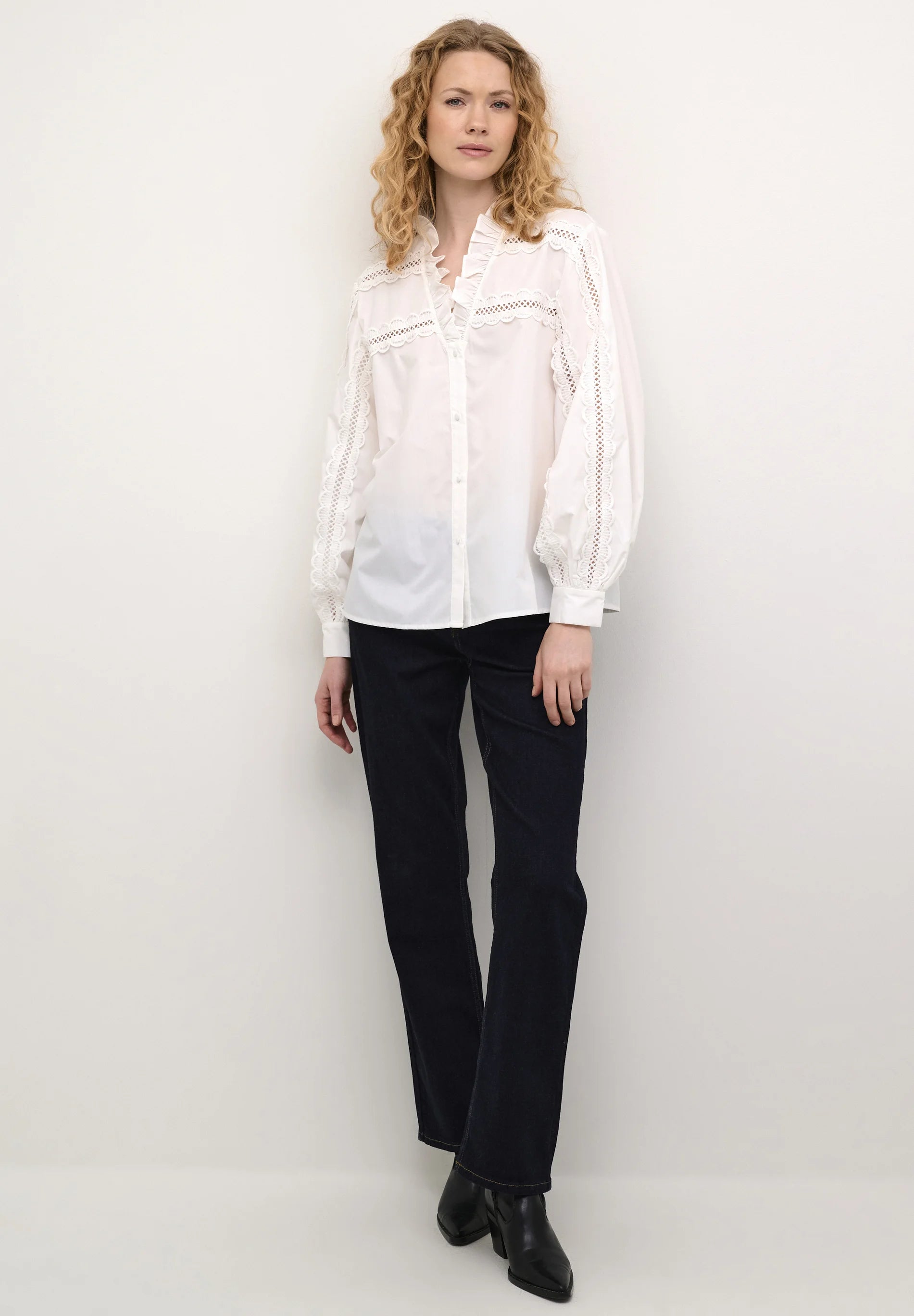 CULTURE LIO IRIS LACE SHIRT