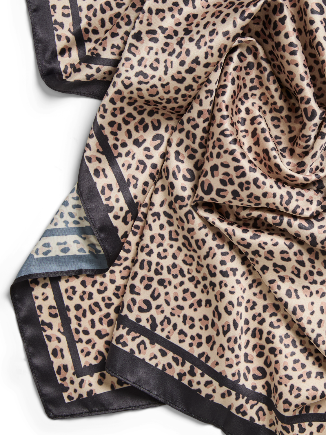 PIECES BAMBI SQUARE SCARF