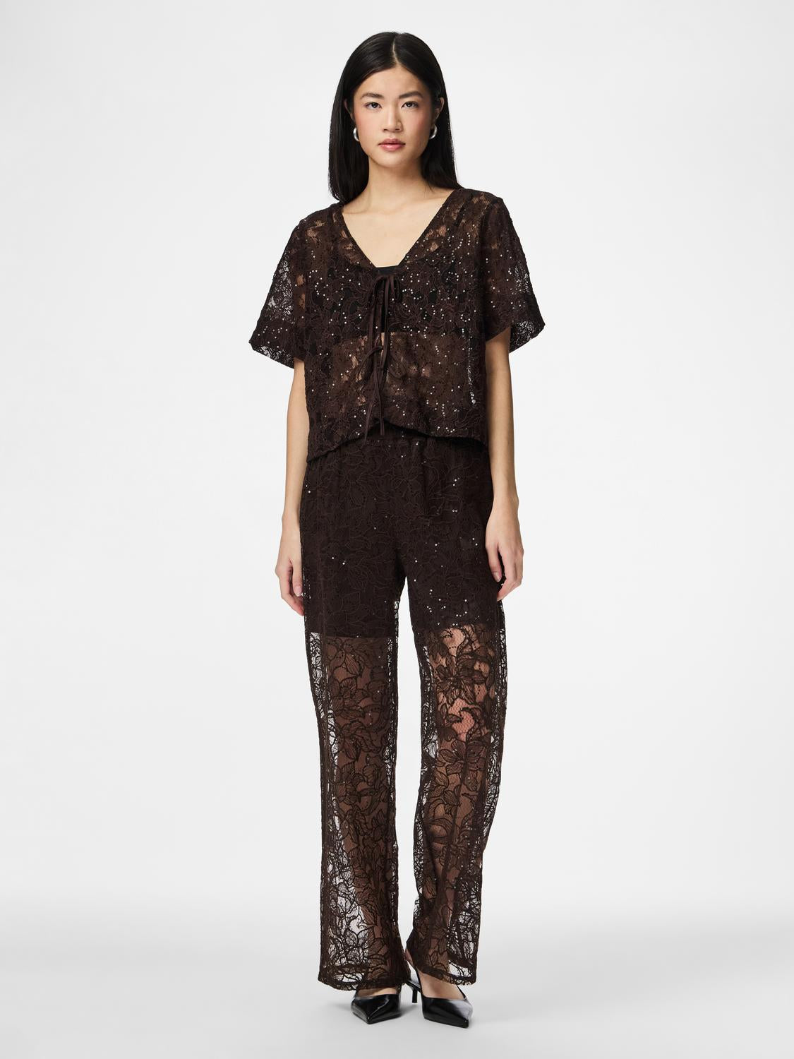 PIECES LOUISE 2/4 V-NECK TIE TOP WVN D2D