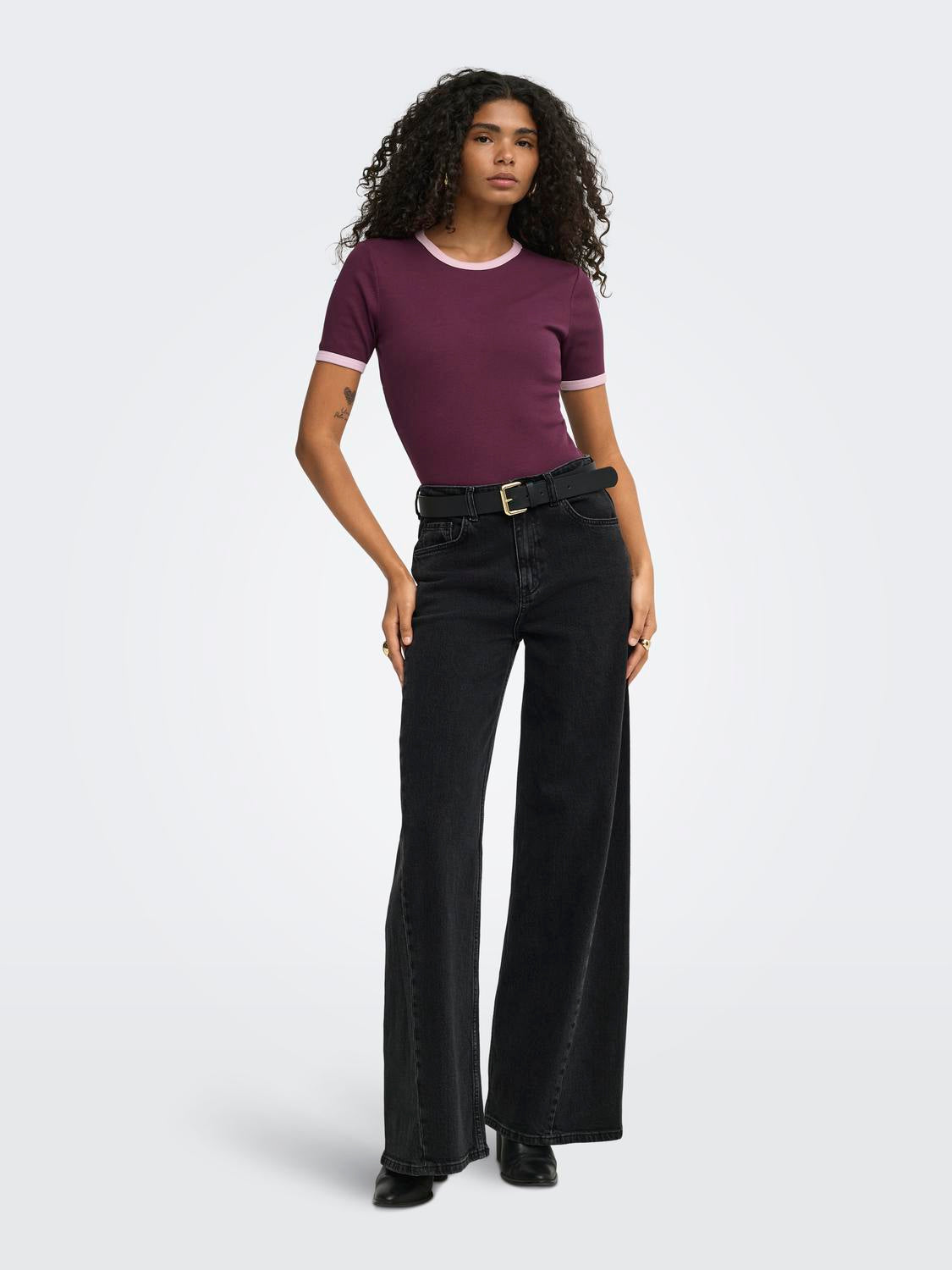 ONLY VAL S/S CONTRAST TOP JRS