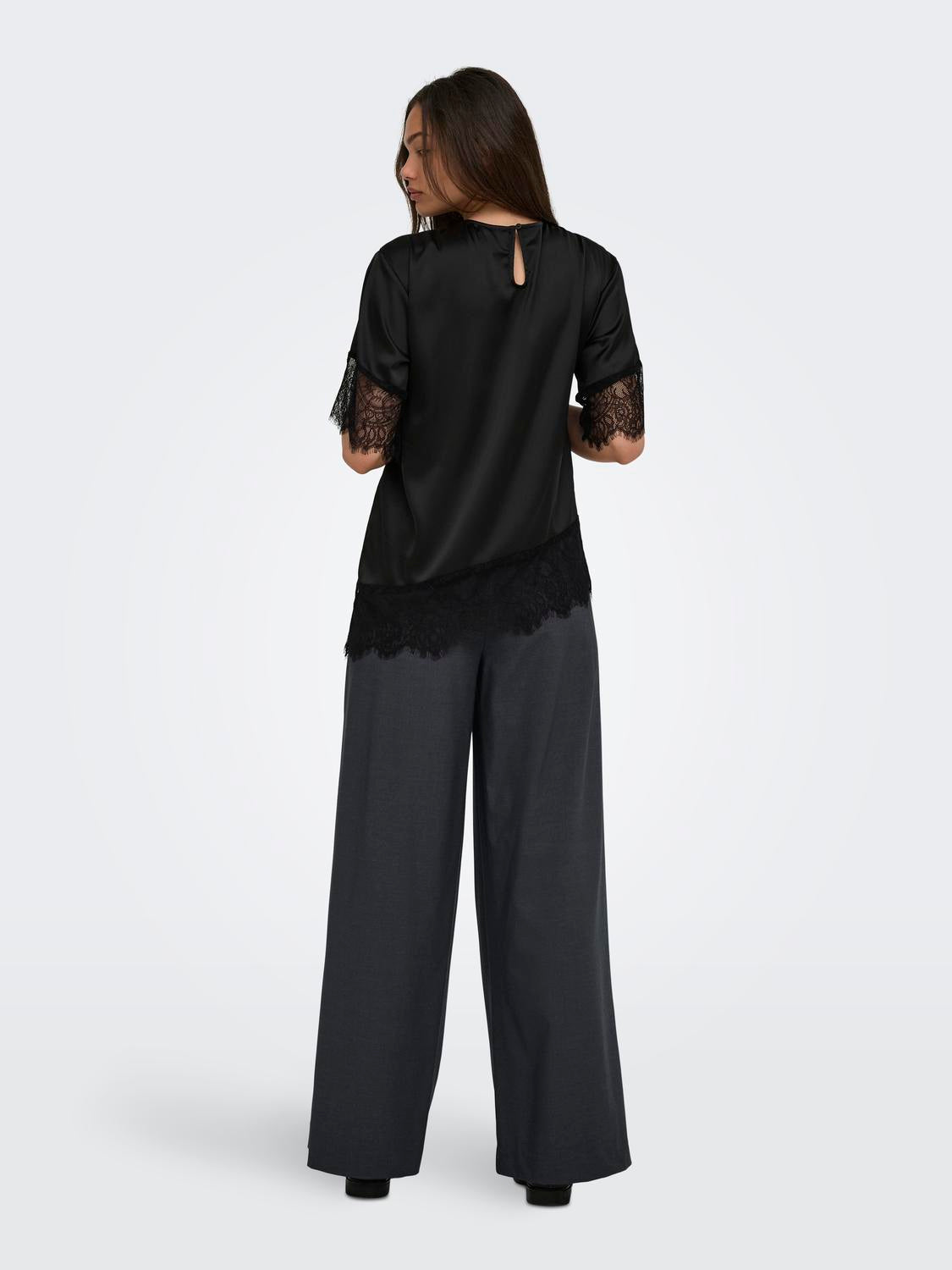 ONLY INDONA 2/4 SATIN LACE TOP WVN
