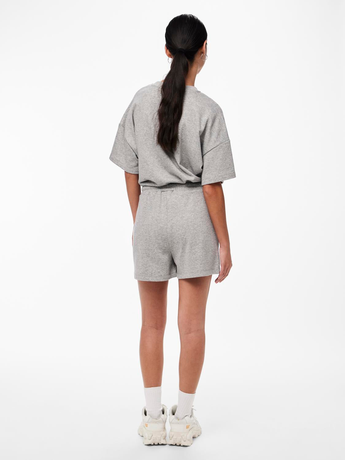 PIECES CHILLI SUMMER HW SHORTS UB